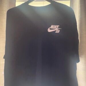 Nike Black Short Sleeve Tee